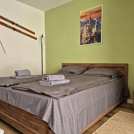 Apartment Tudor